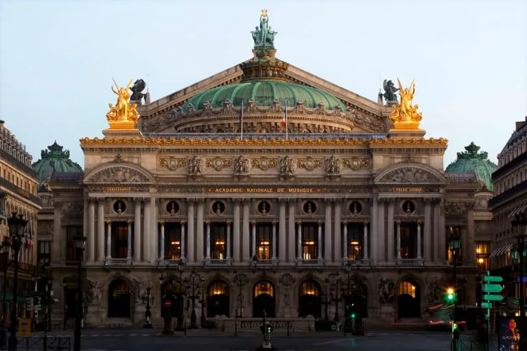 Farrah El Dibany Perform at Opéra National de Paris